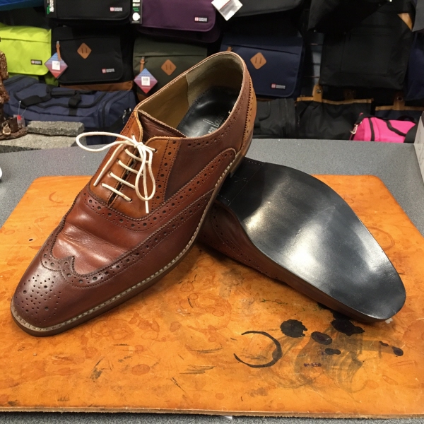 Periodiek uitlijning werkwoord Schoenreparatie van Bommel schoenen | Schoenmakerij van den Brul Utrecht